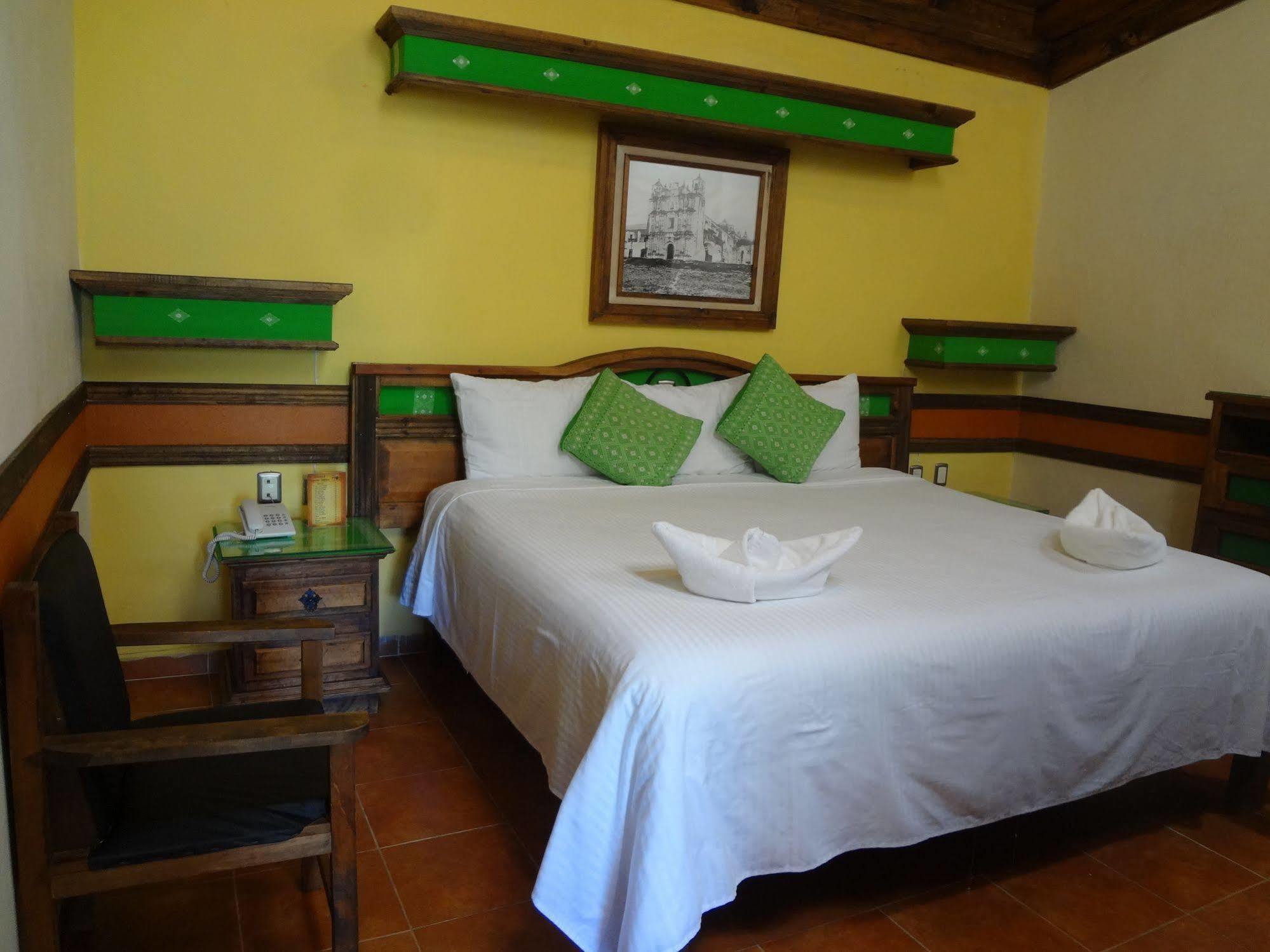 Nuestras Raices Hotel - Museo - Restaurante San Cristóbal de Las Casas Εξωτερικό φωτογραφία
